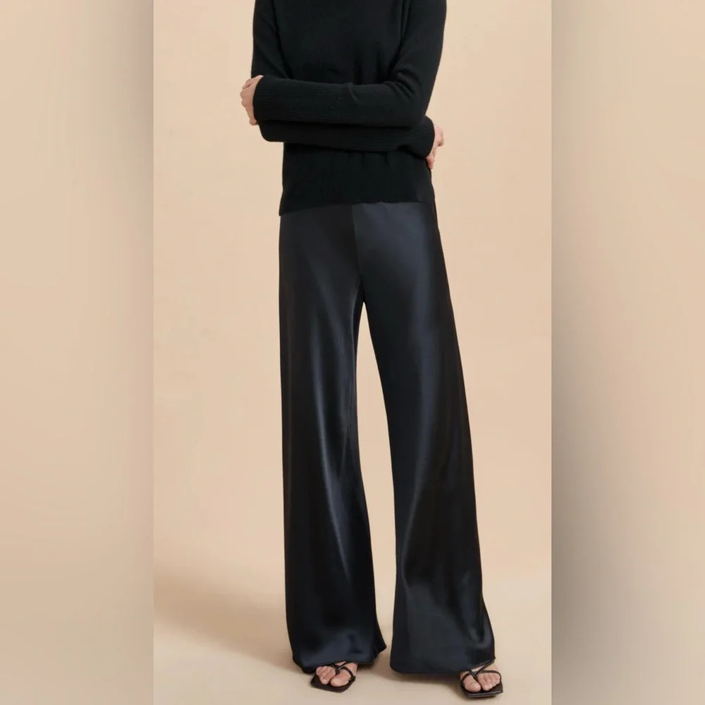 La Ligne Satin Colby Pant, Black, M
Never worn, Perfect for the holidays! - Picture 2 of 5